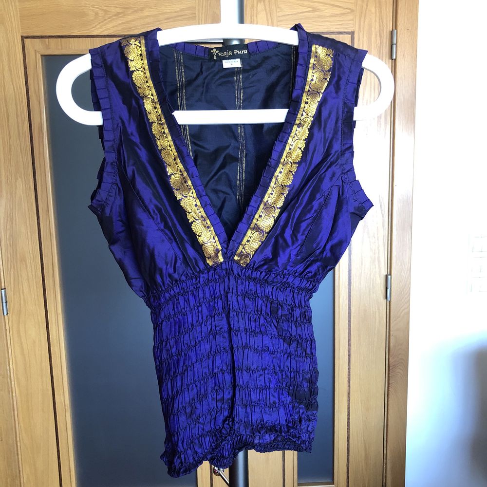 Top roxo e dourado - L