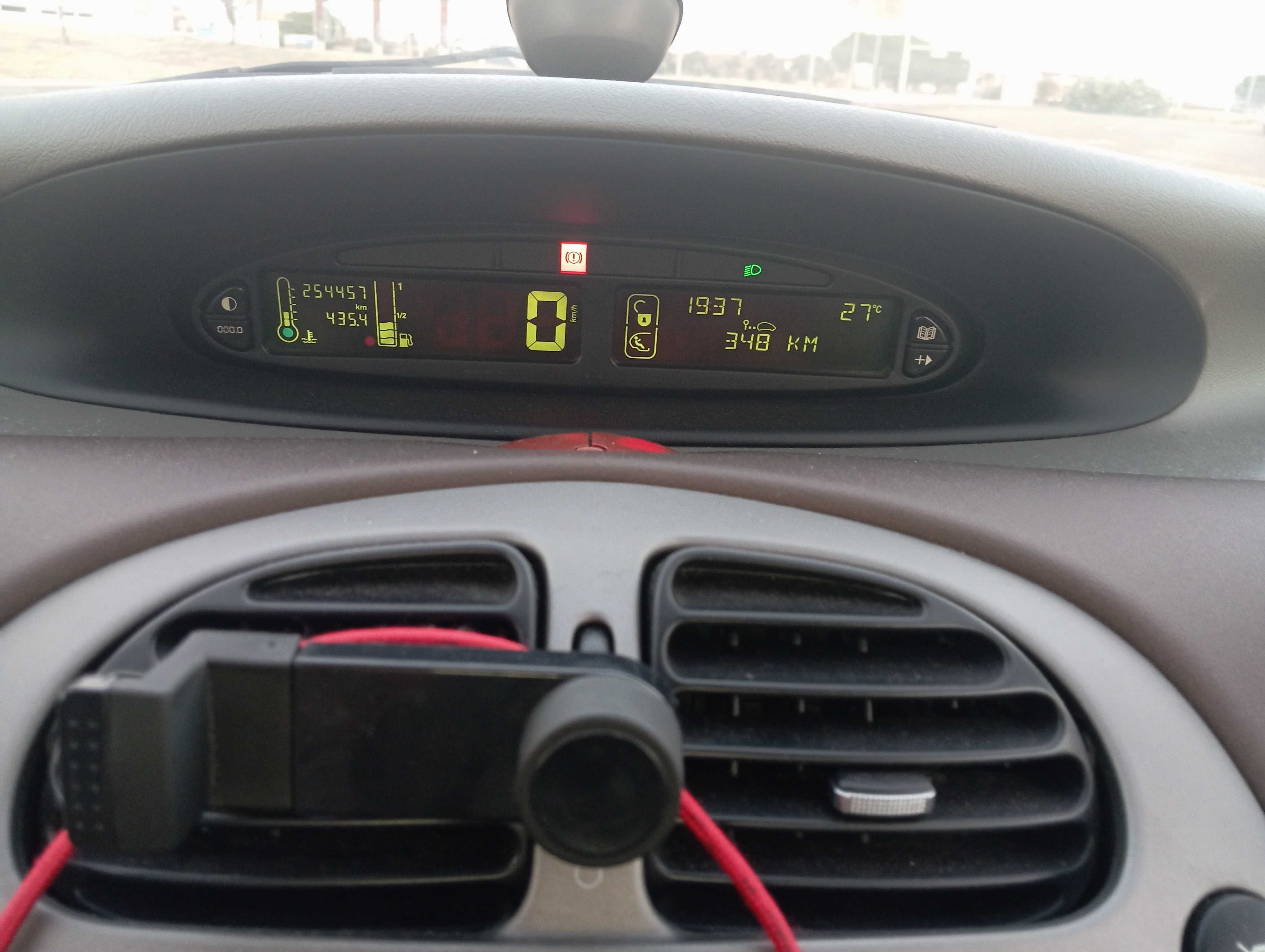 Citroën Xsara Picasso 1.6 HDi 110cv – Espaçoso e Económico