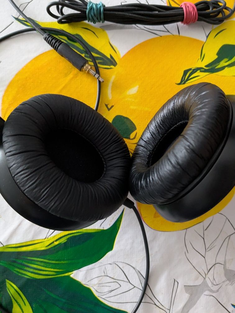 Навушники Sennheiser HD205