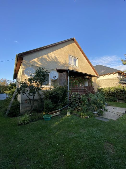 Продам будинок в Берегові