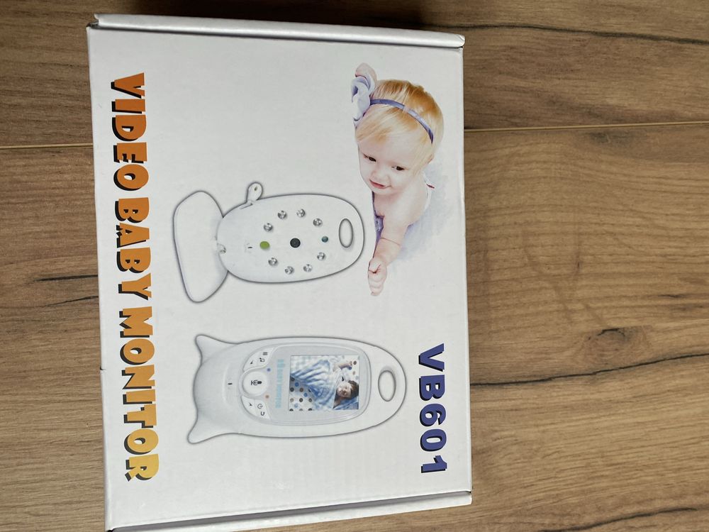 Elektroniczna niania z kamerą
