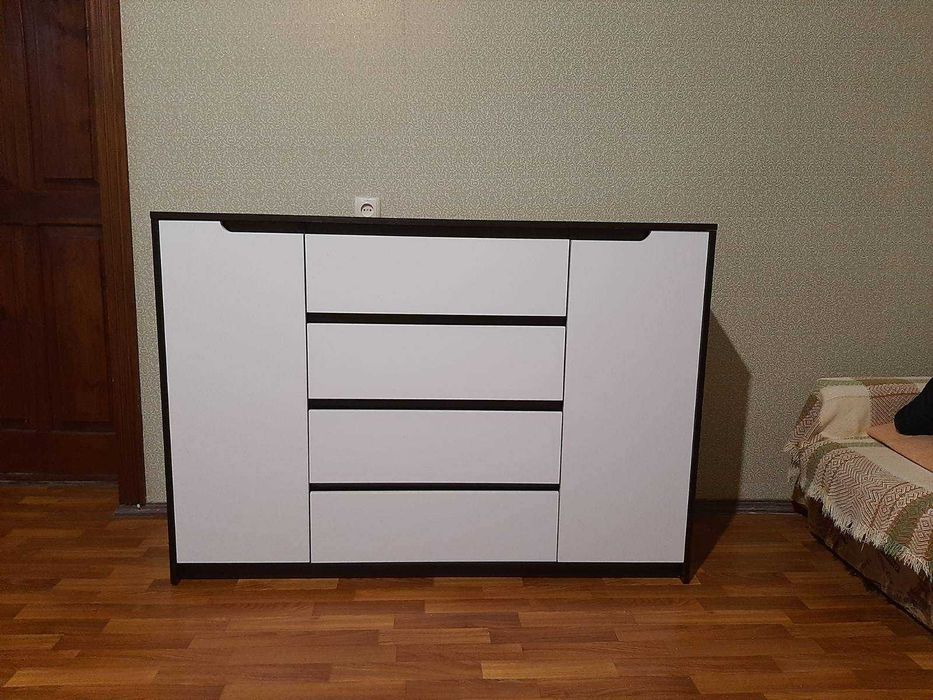 Комод Большой комод Комод без ручек Комод в спальню МЕБЛІ В НАЯВНОСТІ