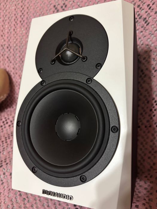 Dynaudio LYD 5 — новий студійний монітор