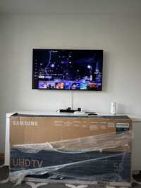 Samsung Smart UHD TV