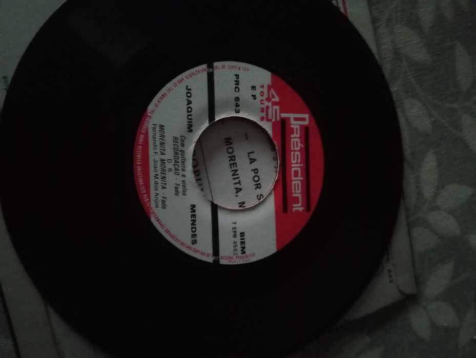 Vinil 7 'pol de Joaquim Mendes - o rouxinol do fado