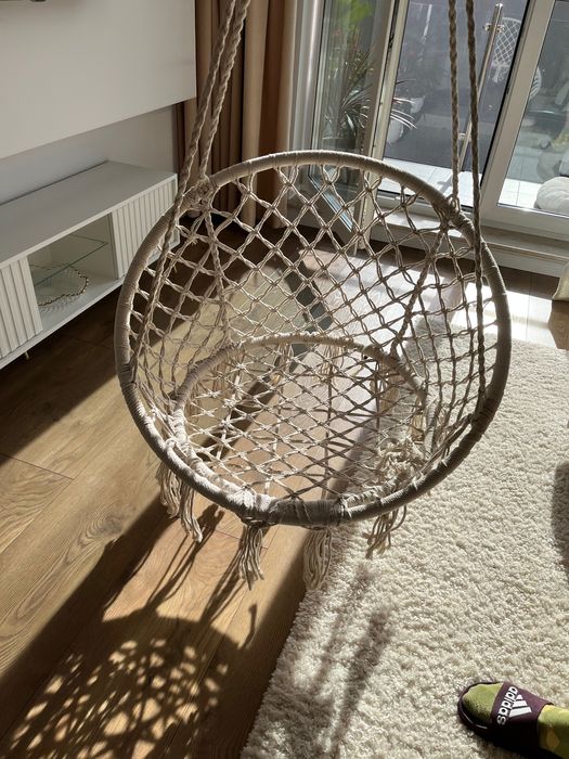 Huśtawka, kokon zawieszany