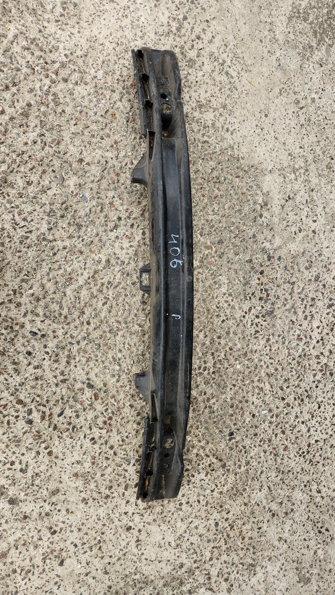Підсилювач Усилитель переднього бампера пежо Peugeot 206 406 307