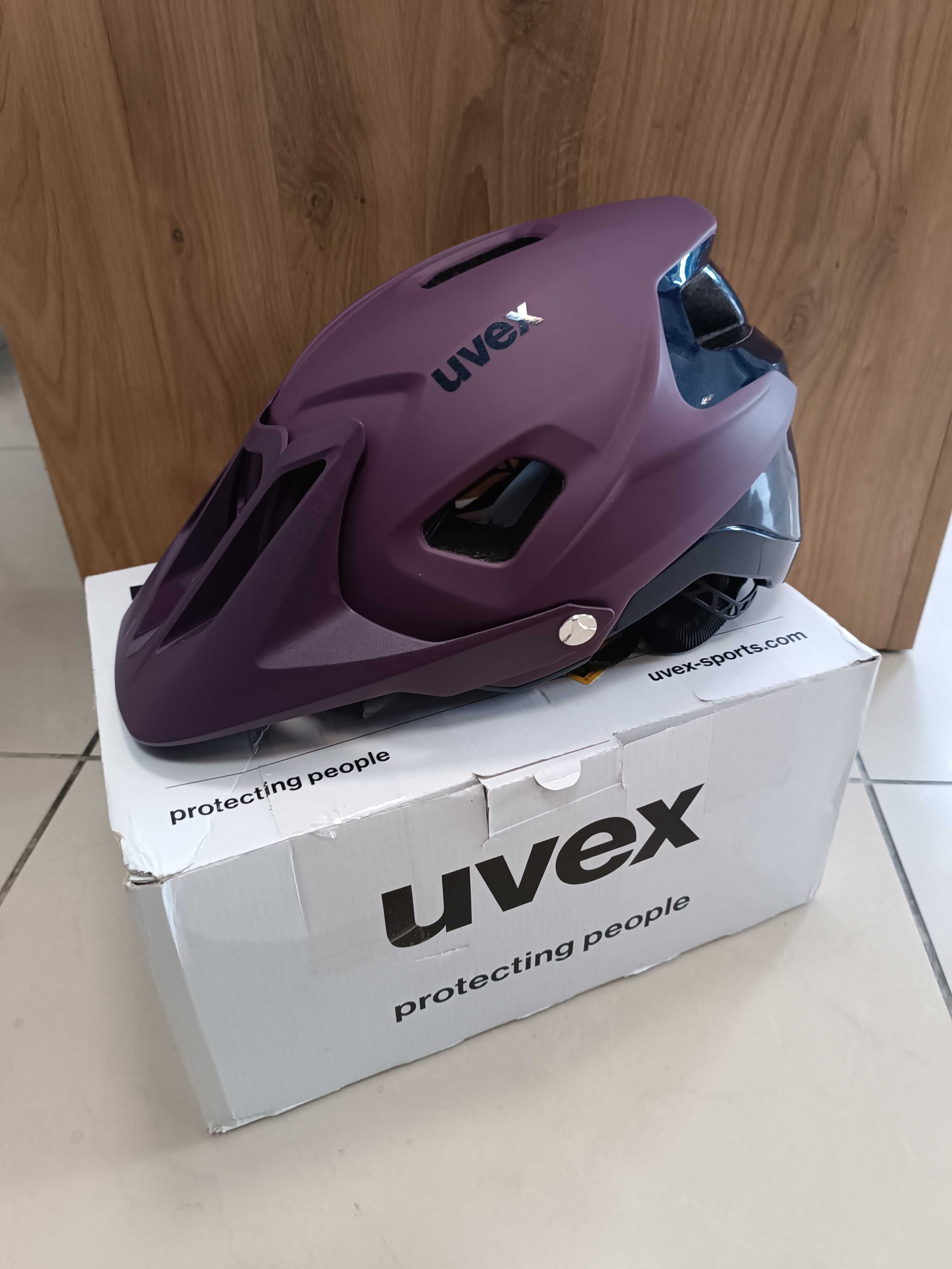 Kask rowerowy UVEX Quatro Integrale