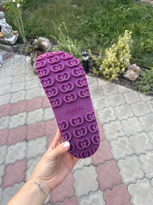 Стильные шлепки Gucci