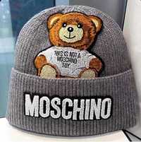 шапка с нашивкой moschino toy teddy