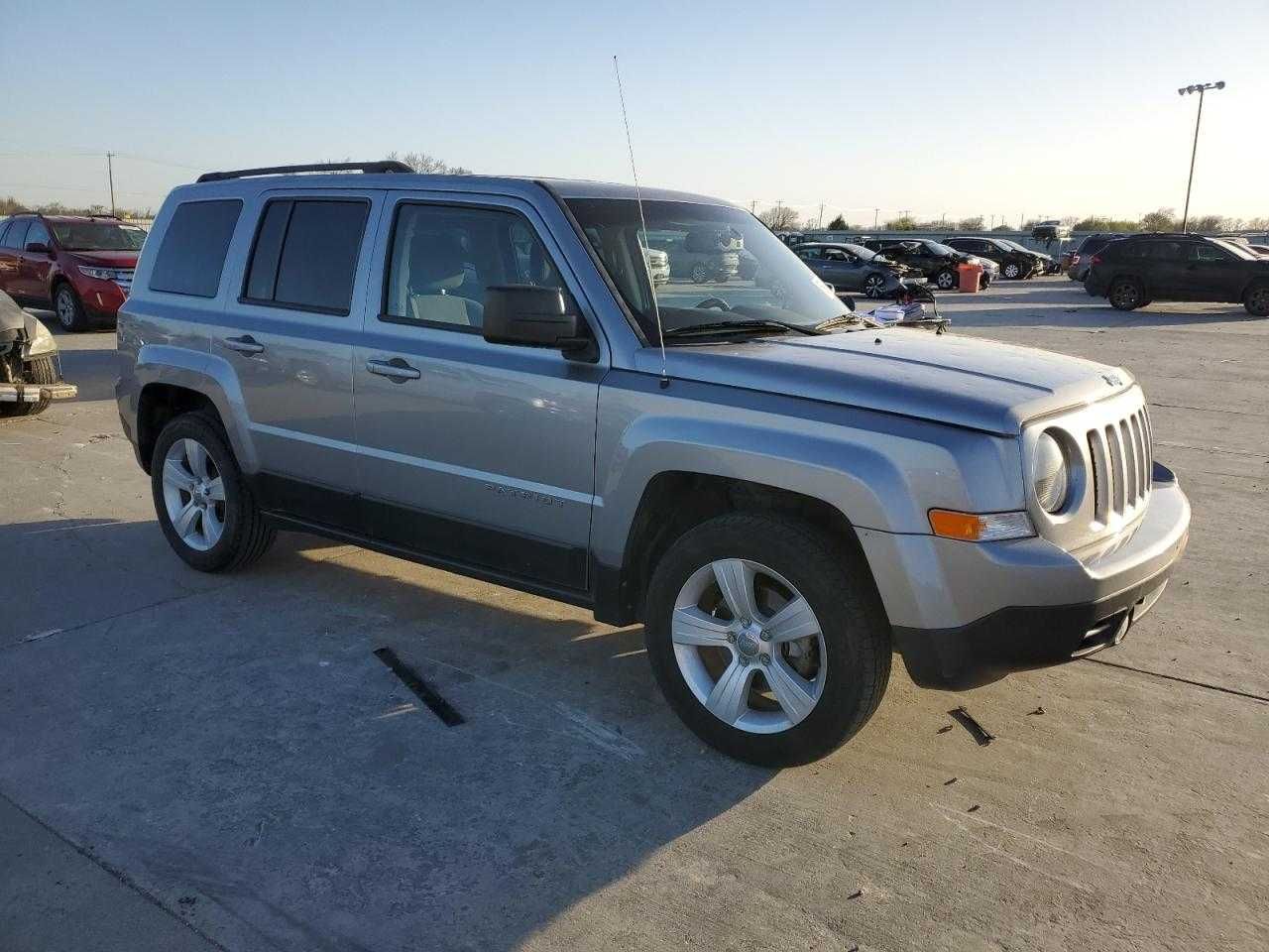 2016 JEEP Patriot  Latitude