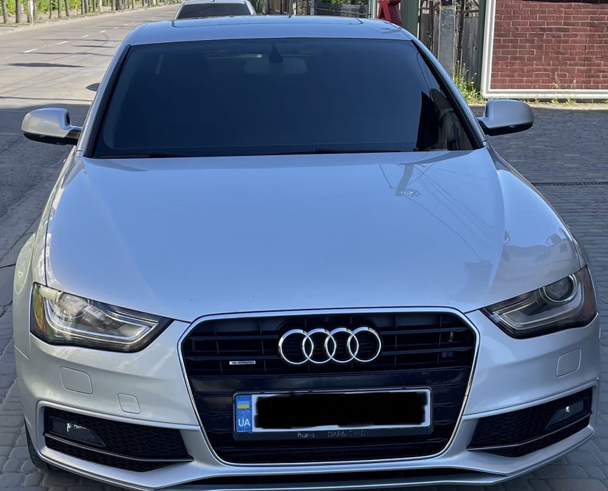 Audi A4 b8 s-line 2014 року