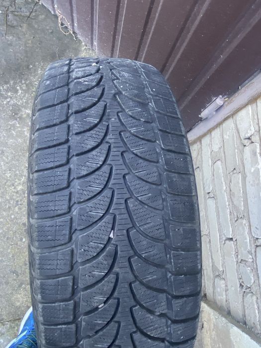 Шини Bridgestone Blizzak LM-80