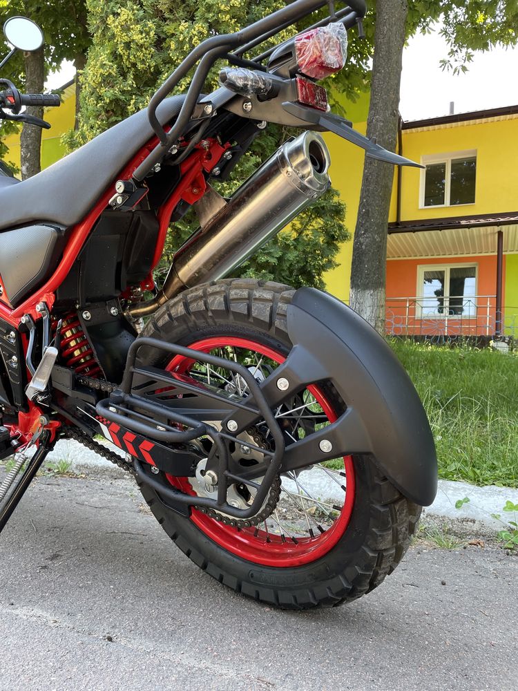 Доставка Бзкоштовна SPARK SP250D-3 TRAKER