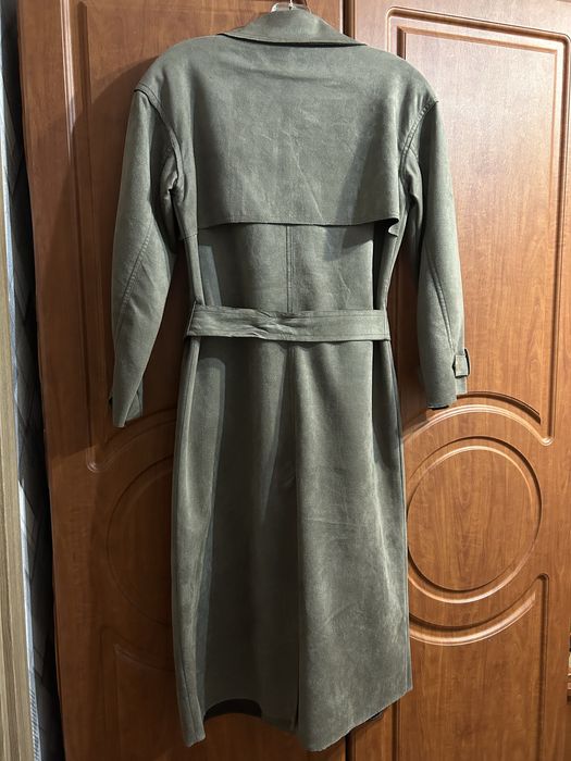 тренч пальто на осінь