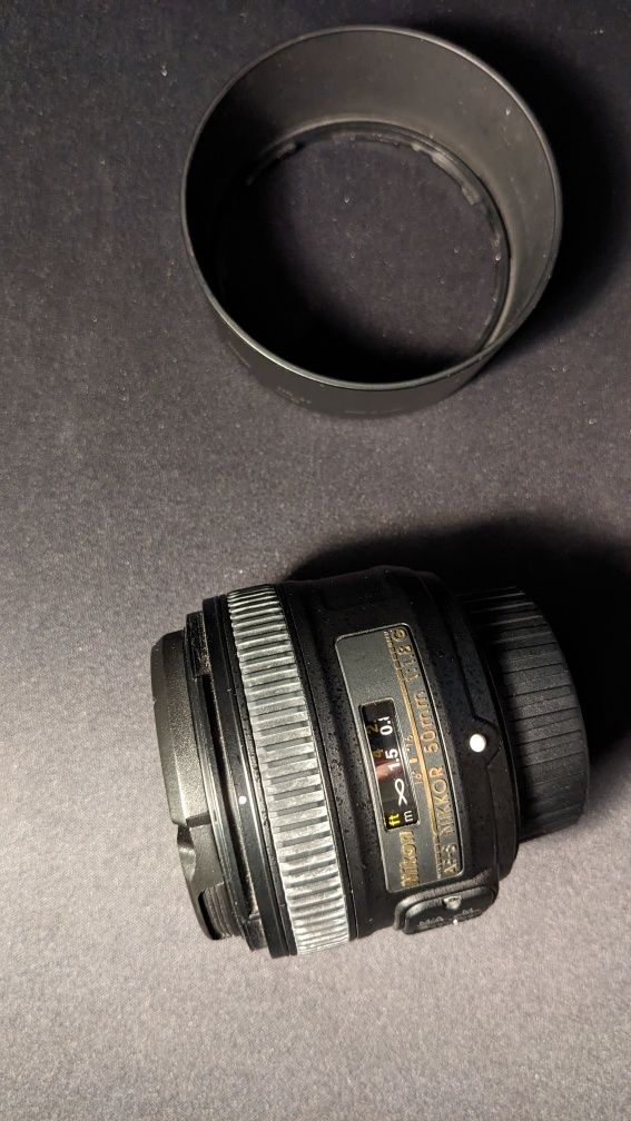 Nikon D5200, D5000, nikkor 50mm, 35mm, 18-105mm