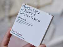 Rozświetlacz Rare Beauty Enlighten Oryginalny NOWY