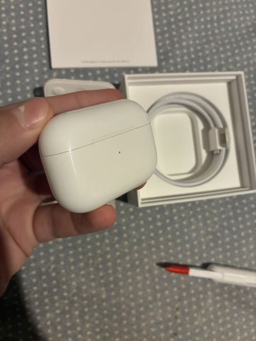 airpods pro 2 • 1 mes de uso • fatura e garantia