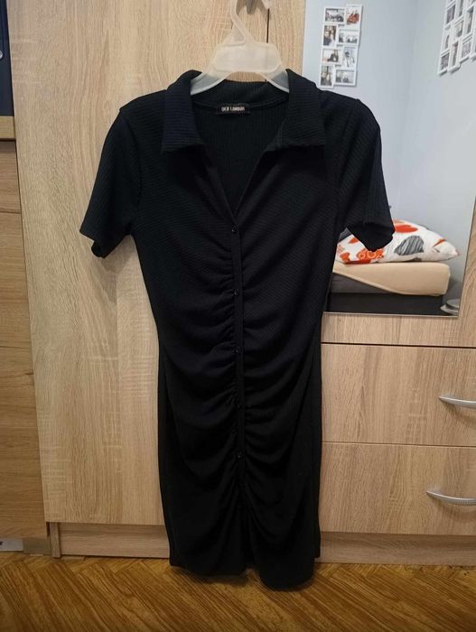 Czarna marszczona sukienka z kołnierzykiem QED London rozmiar XS 34