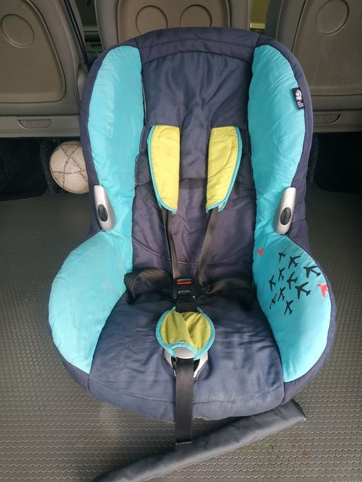 Продам детское автокресло Maxi Cosi Prioryi