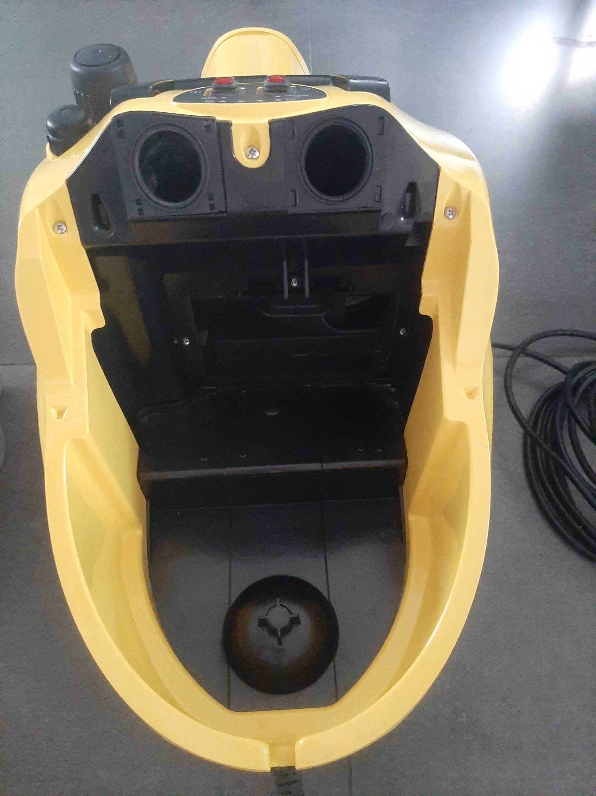 Odkurzacz parowy Karcher SV 1802