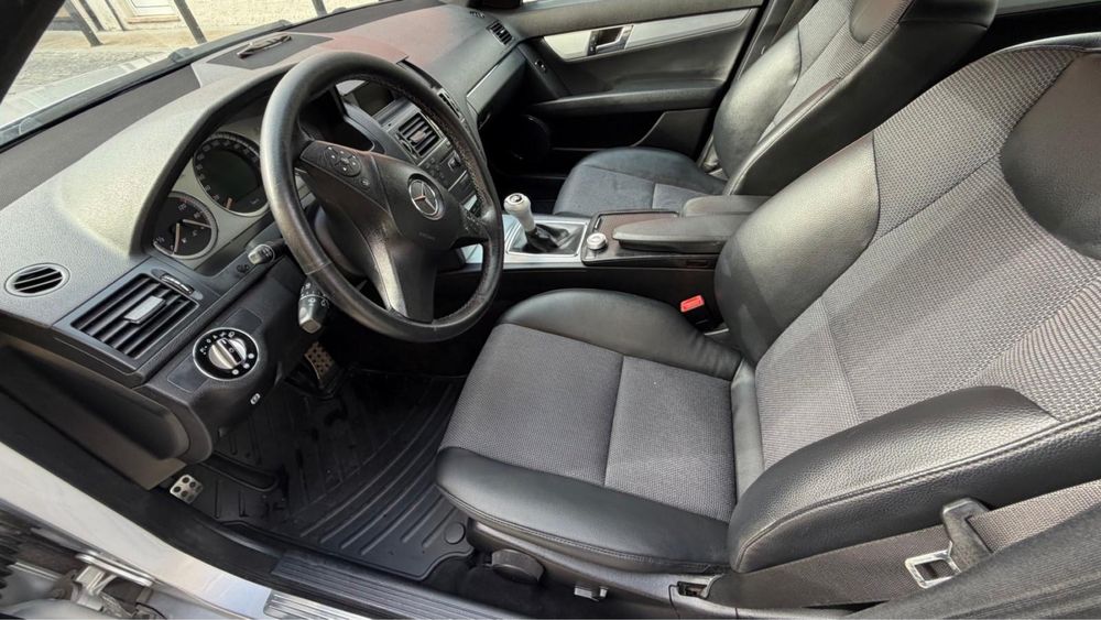 Mercedes C220 AMG
