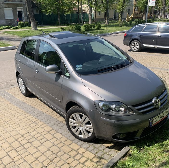 Volkswagen golf plus