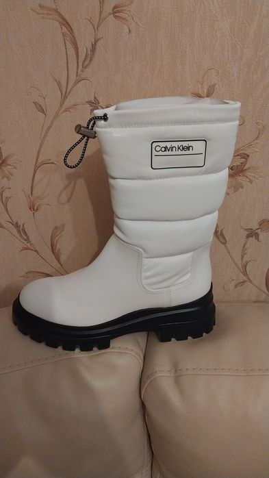Сапоги женские. Новые Calvin Klein