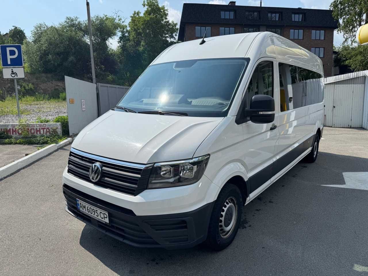 WOLKSVAGEN Crafter 2017 в отличном состоянии, пасажир без салона