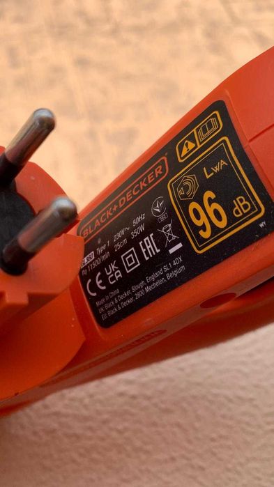 Aparador elétrico BLACK + DECKER GL360QS