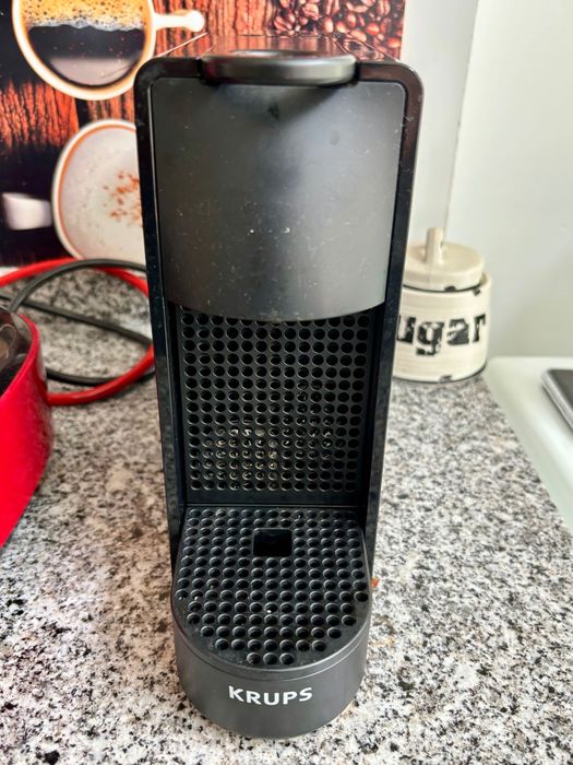 Maquina de Café Nespresso - Krups - Preta