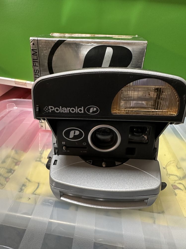 Polaroid P600 (sem filme)
