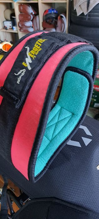 Pas Rombo do podnoszenia ciężarów  dla kobiet