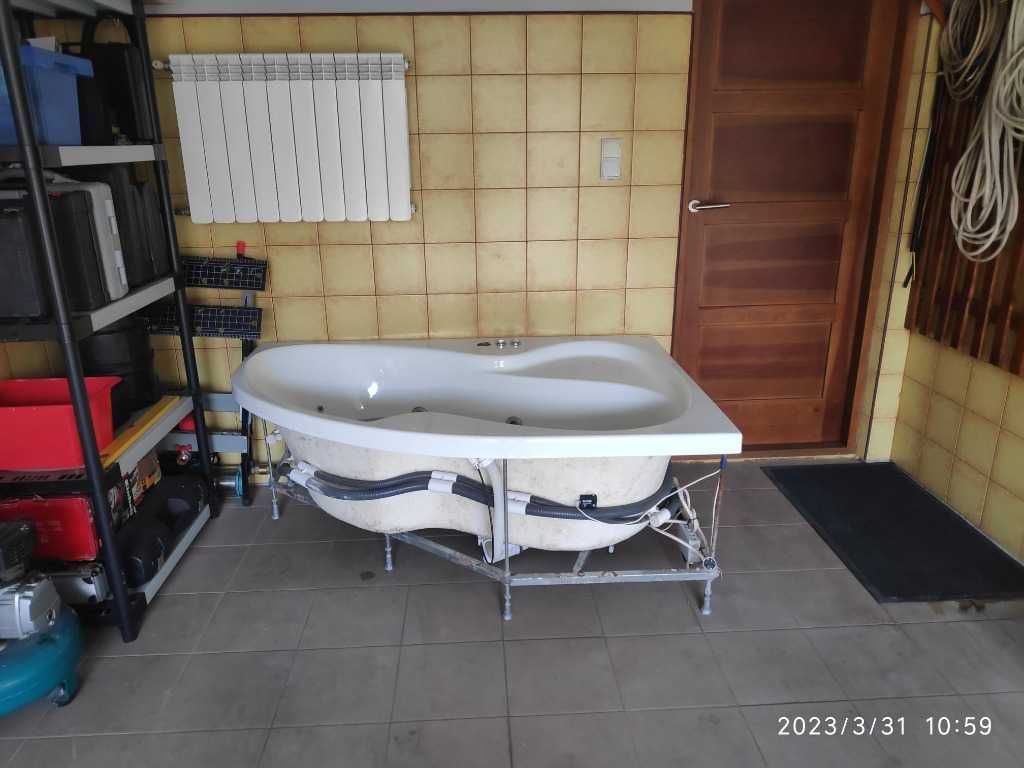 Wanna z hydromasażem