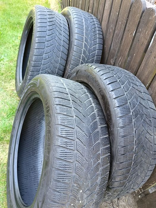 Opony Goodyear Ultra Grip 225/55/R18 102V zima