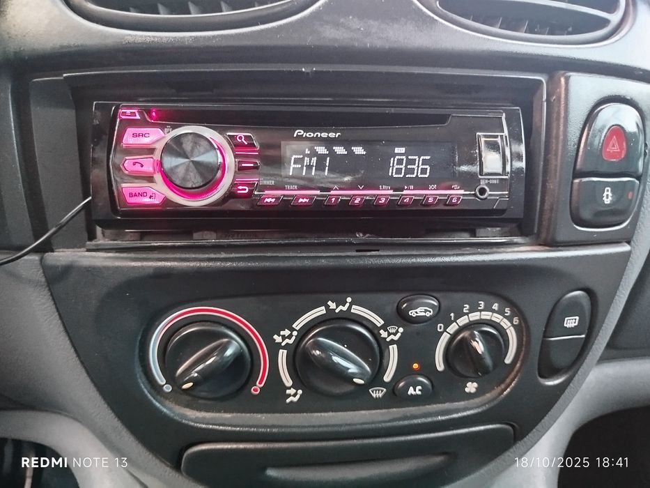 Renault Scenic 1399 gasolina