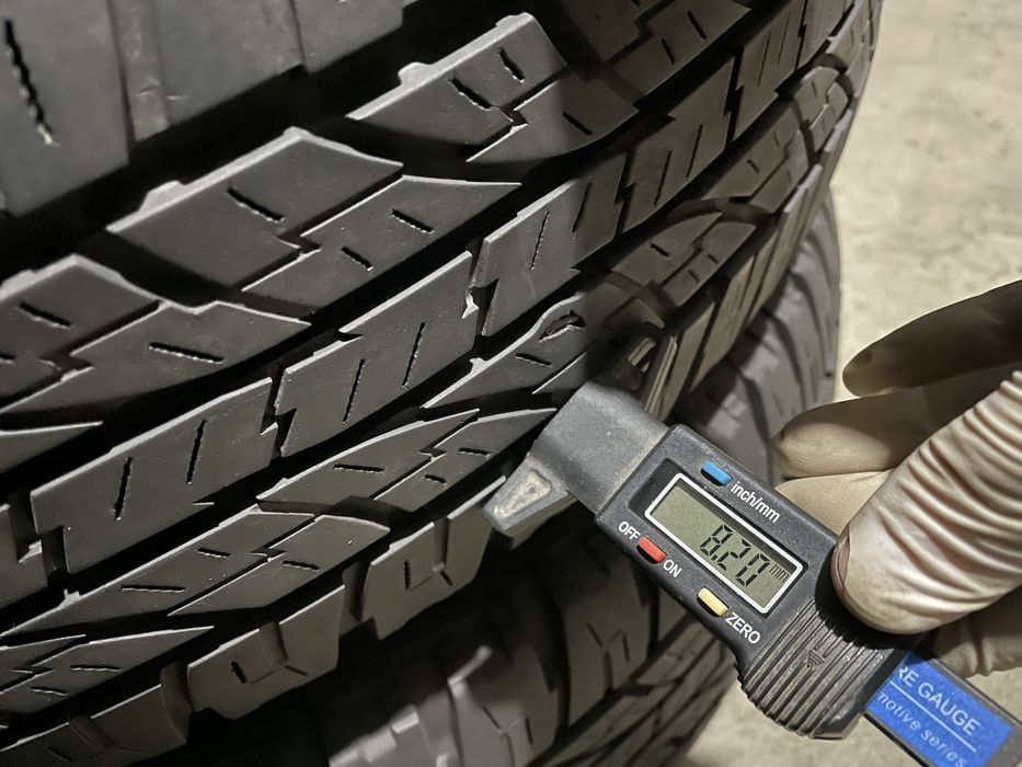 245/70 R17 Yokohama A/T / 2шт./ як нові