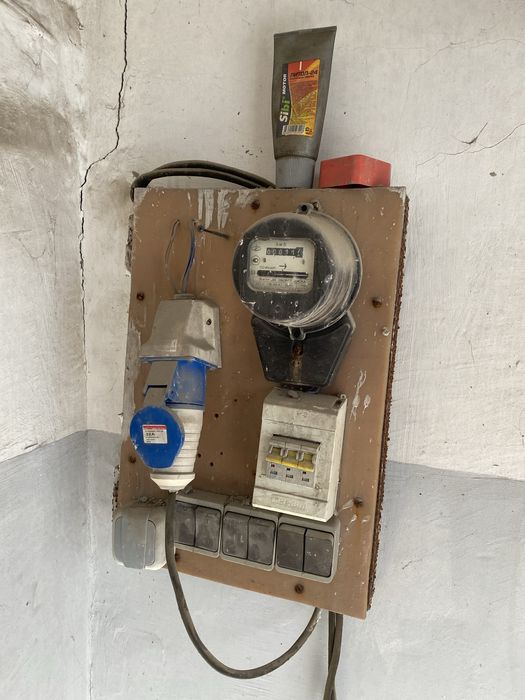 Продам капітальний гараж