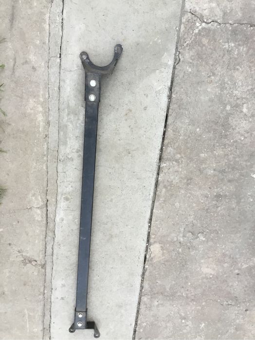 Розпорка  задня хонда сівік honda civic  7 2001-2006