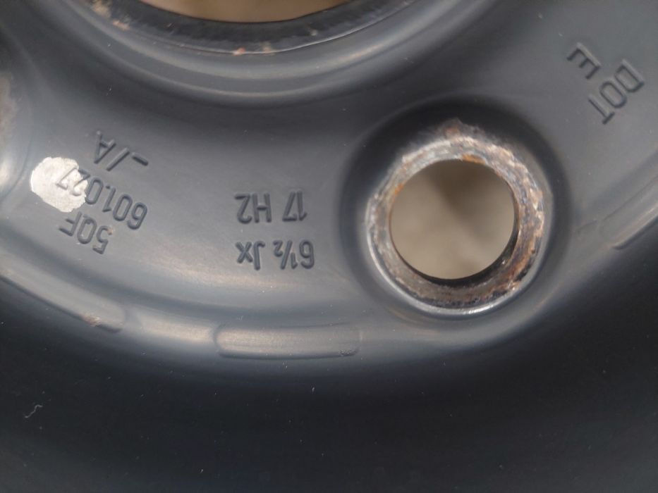 Оригінальні металеві диски Volkswagen Skoda R17 5×112