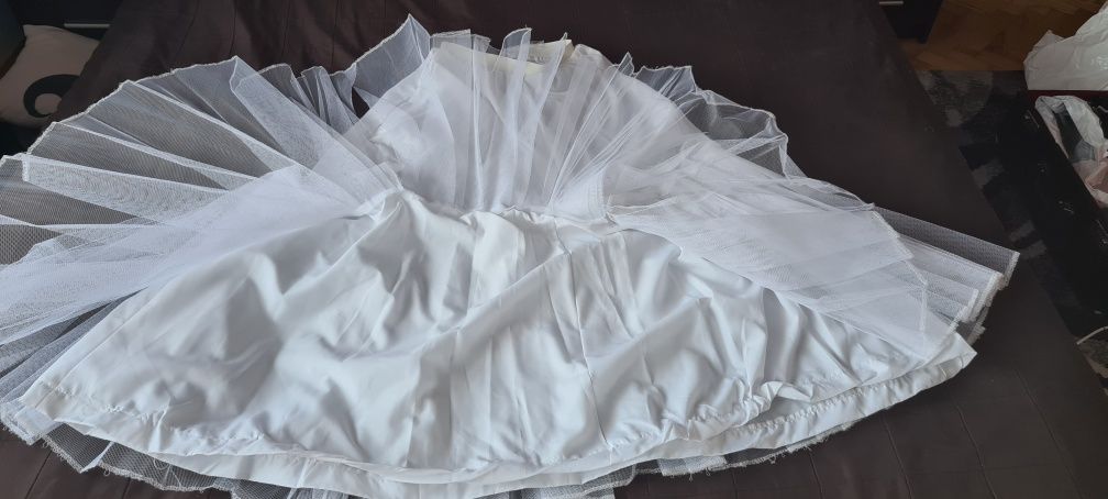 Halka ślubna z kołem