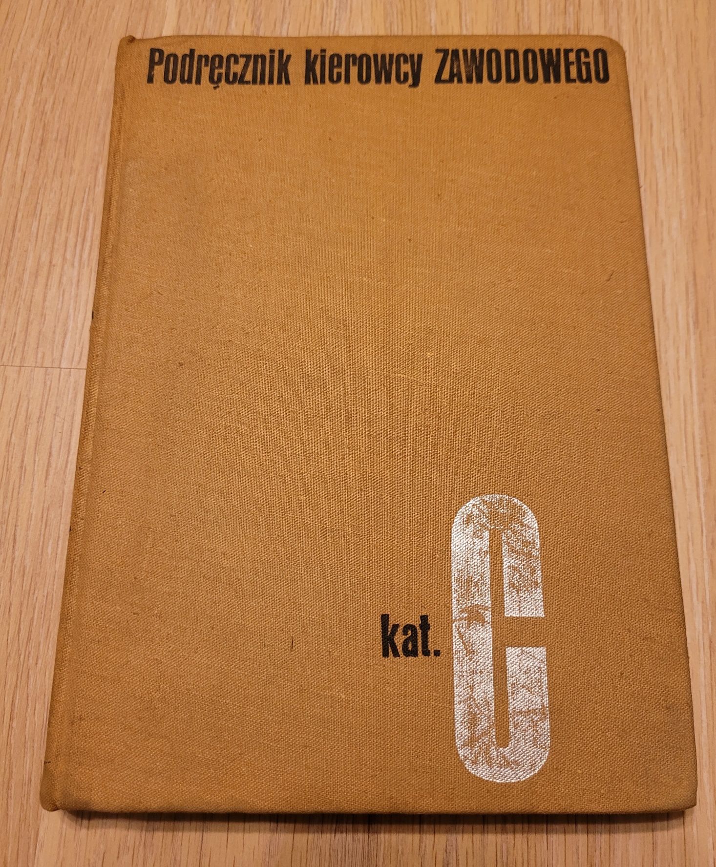 Podręcznik kierowcy zawodowego kat. C z 1972 r.