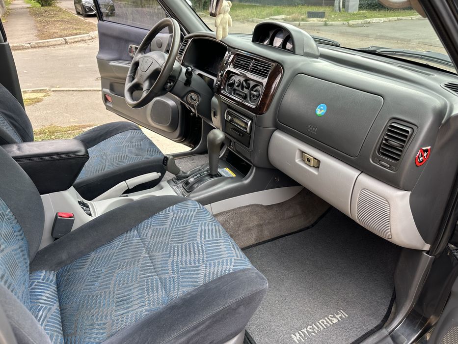 Продам Mitsubishi Pajero Sport на автомате газ/бензин!