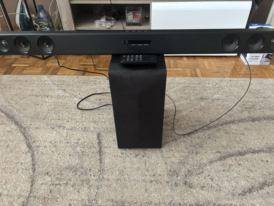 Soundbar LG w dobrym stanie