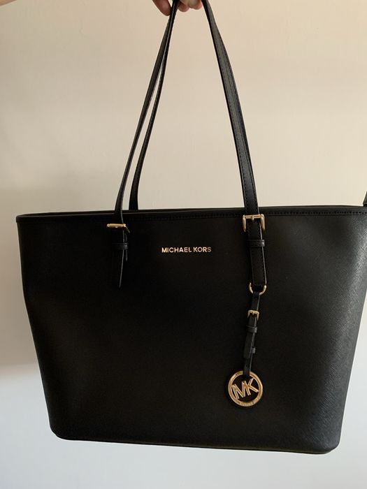 Mala Michael Kors