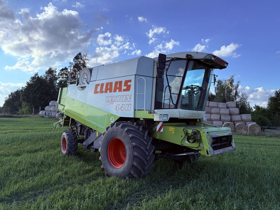 CLAAS LEXION 440 Perkins / Heder C600 / Stół do rzepaku / Sieczkarni