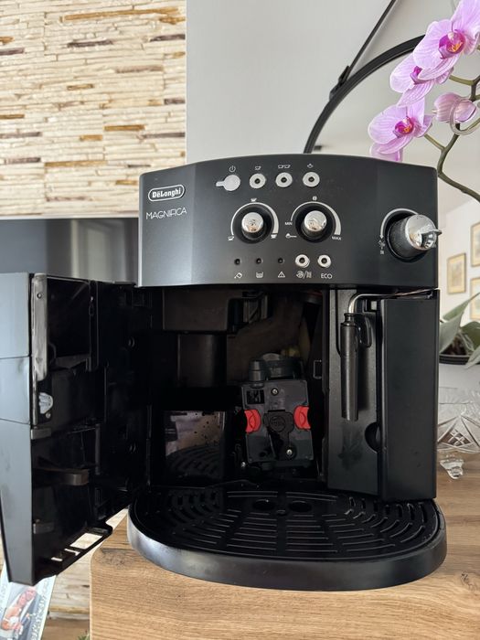 Ekspres Delonghi Magnifica