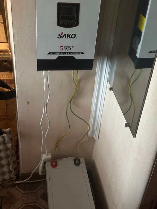 Інвертор Sako у комплекті з гелевою АКБ Jarrett 12V 250 Ah