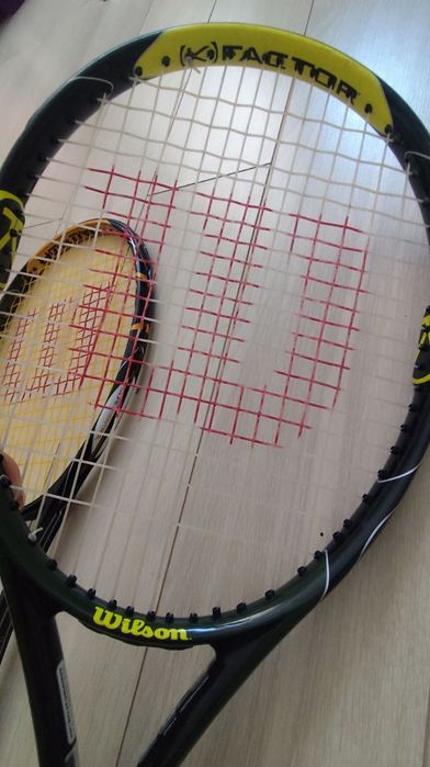 Професійна тенісна ракетка Wilson 50-60 LBS