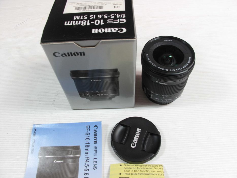 Canon 10-18 STM Grande Angular na caixa